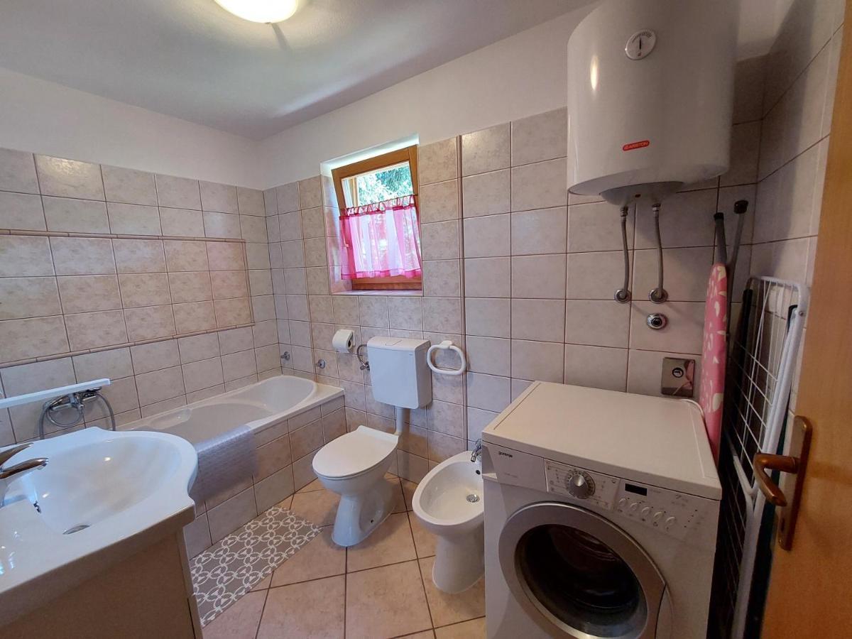 Holiday Home Tihovo Delnice Luaran gambar