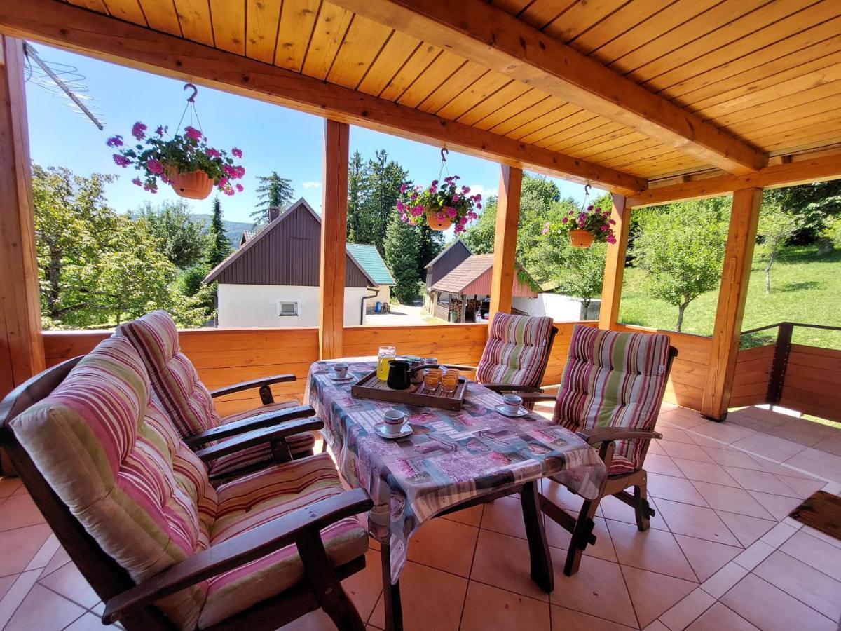 Holiday Home Tihovo Delnice Luaran gambar